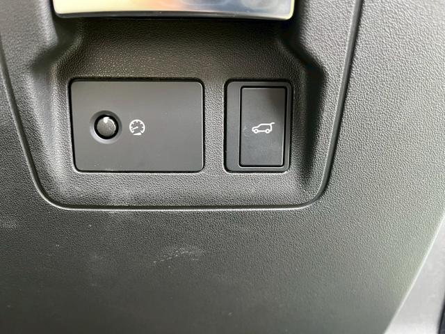 レンジローバーヴェラール Ｒ－ＤＹＮＡＭＩＣ　Ｓ　１８０ＰＳ　ＡｐｐｌｅＣａｒＰｌａｙ／全方位カメラ／ＭＥＲＩＤＩＡＮサウンド／アダプティブクルーズコントロール／パワーシート／シートメモリー／パワーバックドア／フルセグＴＶ／純正ナビ／パドルシフト／ＥＴＣ（37枚目）