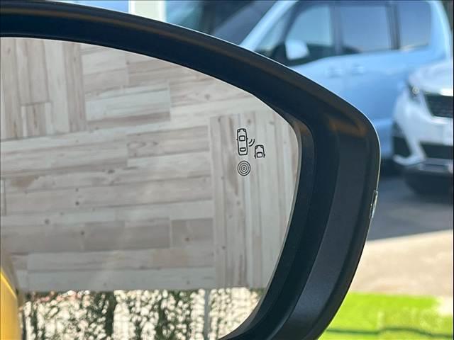 ２０８ ＧＴライン　ＡｐｐｌｅＣａｒＰｌａｙ／アダプティブクルーズコントロール／ブラインドスポットモニター／レーンキープアシスト／ワイヤレス充電／パドルシフト／バックカメラ／ＥＴＣ／ＵＳＢポート／アイドリングストップ（8枚目）