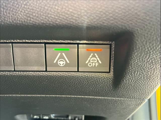 ２０８ ＧＴライン　ＡｐｐｌｅＣａｒＰｌａｙ／アダプティブクルーズコントロール／ブラインドスポットモニター／レーンキープアシスト／ワイヤレス充電／パドルシフト／バックカメラ／ＥＴＣ／ＵＳＢポート／アイドリングストップ（9枚目）