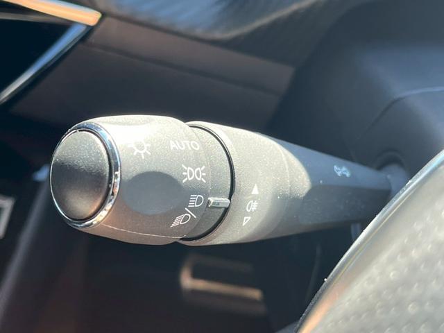 ２０８ ＧＴライン　ＡｐｐｌｅＣａｒＰｌａｙ／アダプティブクルーズコントロール／ブラインドスポットモニター／レーンキープアシスト／ワイヤレス充電／パドルシフト／バックカメラ／ＥＴＣ／ＵＳＢポート／アイドリングストップ（33枚目）