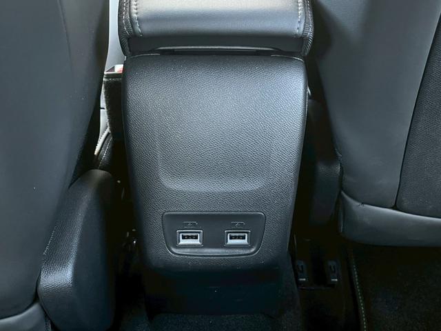 ２０８ ＧＴライン　ＡｐｐｌｅＣａｒＰｌａｙ／アダプティブクルーズコントロール／ブラインドスポットモニター／レーンキープアシスト／ワイヤレス充電／パドルシフト／バックカメラ／ＥＴＣ／ＵＳＢポート／アイドリングストップ（54枚目）