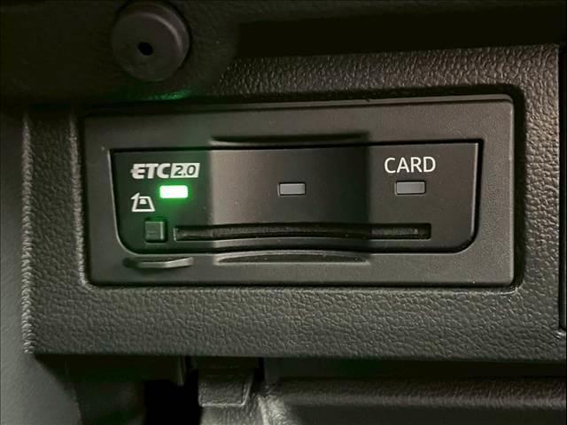 ポロ ＴＳＩアクティブベーシック　ＡｐｐｌｅＣａｒＰｌａｙ／フルセグＴＶ／バックカメラ／クルーズコントロール／パドルシフト／ワイヤレス充電／ＥＴＣ車載器／アイドリングストップ／ＵＳＢ－Ｃポート／デジタルメータ／レーンキープアシスト（9枚目）