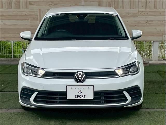 ポロ ＴＳＩアクティブベーシック　ＡｐｐｌｅＣａｒＰｌａｙ／フルセグＴＶ／バックカメラ／クルーズコントロール／パドルシフト／ワイヤレス充電／ＥＴＣ車載器／アイドリングストップ／ＵＳＢ－Ｃポート／デジタルメータ／レーンキープアシスト（13枚目）