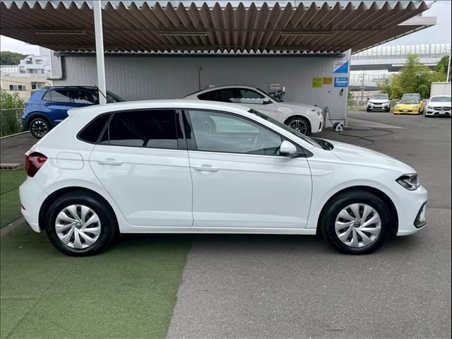 ポロ ＴＳＩアクティブベーシック　ＡｐｐｌｅＣａｒＰｌａｙ／フルセグＴＶ／バックカメラ／クルーズコントロール／パドルシフト／ワイヤレス充電／ＥＴＣ車載器／アイドリングストップ／ＵＳＢ－Ｃポート／デジタルメータ／レーンキープアシスト（15枚目）