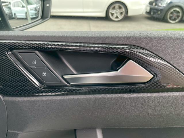 ポロ ＴＳＩアクティブベーシック　ＡｐｐｌｅＣａｒＰｌａｙ／フルセグＴＶ／バックカメラ／クルーズコントロール／パドルシフト／ワイヤレス充電／ＥＴＣ車載器／アイドリングストップ／ＵＳＢ－Ｃポート／デジタルメータ／レーンキープアシスト（35枚目）