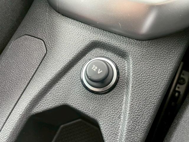 ポロ ＴＳＩアクティブベーシック　ＡｐｐｌｅＣａｒＰｌａｙ／フルセグＴＶ／バックカメラ／クルーズコントロール／パドルシフト／ワイヤレス充電／ＥＴＣ車載器／アイドリングストップ／ＵＳＢ－Ｃポート／デジタルメータ／レーンキープアシスト（44枚目）