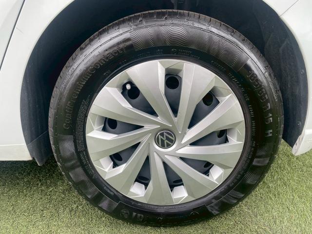 ポロ ＴＳＩアクティブベーシック　ＡｐｐｌｅＣａｒＰｌａｙ／フルセグＴＶ／バックカメラ／クルーズコントロール／パドルシフト／ワイヤレス充電／ＥＴＣ車載器／アイドリングストップ／ＵＳＢ－Ｃポート／デジタルメータ／レーンキープアシスト（63枚目）