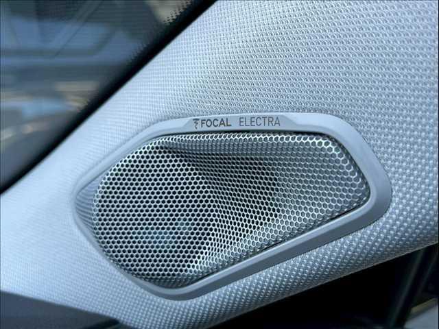 DS4 リヴォリ ブルーHDi AppleCarPlay/FOCALサウンド/シートクーラ/シートヒータ/全方位カメラ/アダプティブクルーズコントロール/ヘッドアップディスプレイ/メモリー付きパワーシート/ブラインドスポットモニター(9枚目)