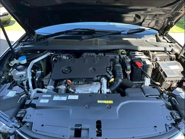 DS4 リヴォリ ブルーHDi AppleCarPlay/FOCALサウンド/シートクーラ/シートヒータ/全方位カメラ/アダプティブクルーズコントロール/ヘッドアップディスプレイ/メモリー付きパワーシート/ブラインドスポットモニター(12枚目)