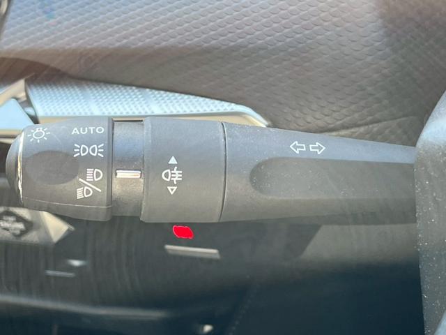 DS4 リヴォリ ブルーHDi AppleCarPlay/FOCALサウンド/シートクーラ/シートヒータ/全方位カメラ/アダプティブクルーズコントロール/ヘッドアップディスプレイ/メモリー付きパワーシート/ブラインドスポットモニター(38枚目)