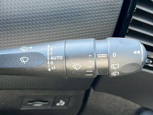 DS4 リヴォリ ブルーHDi AppleCarPlay/FOCALサウンド/シートクーラ/シートヒータ/全方位カメラ/アダプティブクルーズコントロール/ヘッドアップディスプレイ/メモリー付きパワーシート/ブラインドスポットモニター(39枚目)