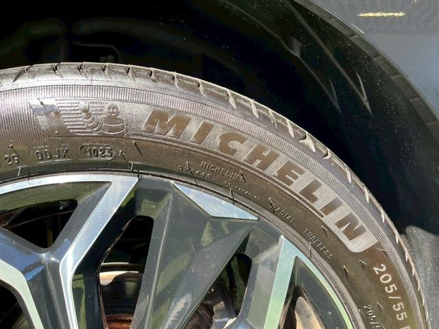 DS4 リヴォリ ブルーHDi AppleCarPlay/FOCALサウンド/シートクーラ/シートヒータ/全方位カメラ/アダプティブクルーズコントロール/ヘッドアップディスプレイ/メモリー付きパワーシート/ブラインドスポットモニター(73枚目)