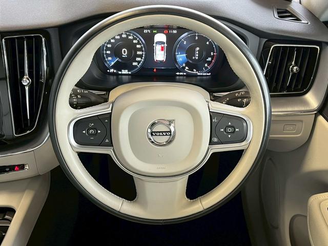ＸＣ６０ Ｄ４　ＡＷＤ　モーメンタム　ＡｐｐｌｅＣａｒＰｌａｙ／フルセグＴＶ／シートヒーター／白革シート／アダプティブクルーズコントロール／ブラインドスポットモニター／メモリー付きパワーシート／パワーバックドア／Ｗエアコン／純正ナビ（31枚目）