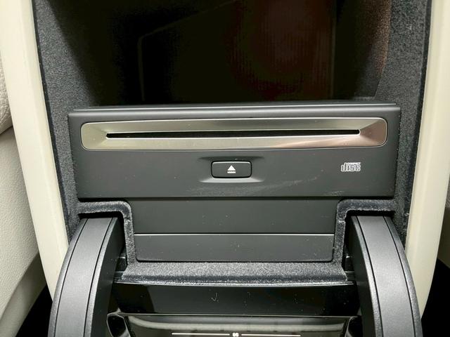 ＸＣ６０ Ｄ４　ＡＷＤ　モーメンタム　ＡｐｐｌｅＣａｒＰｌａｙ／フルセグＴＶ／シートヒーター／白革シート／アダプティブクルーズコントロール／ブラインドスポットモニター／メモリー付きパワーシート／パワーバックドア／Ｗエアコン／純正ナビ（48枚目）