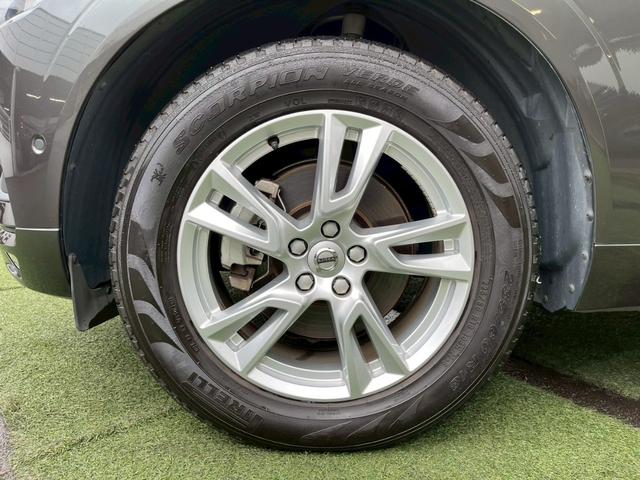ＸＣ６０ Ｄ４　ＡＷＤ　モーメンタム　ＡｐｐｌｅＣａｒＰｌａｙ／フルセグＴＶ／シートヒーター／白革シート／アダプティブクルーズコントロール／ブラインドスポットモニター／メモリー付きパワーシート／パワーバックドア／Ｗエアコン／純正ナビ（62枚目）