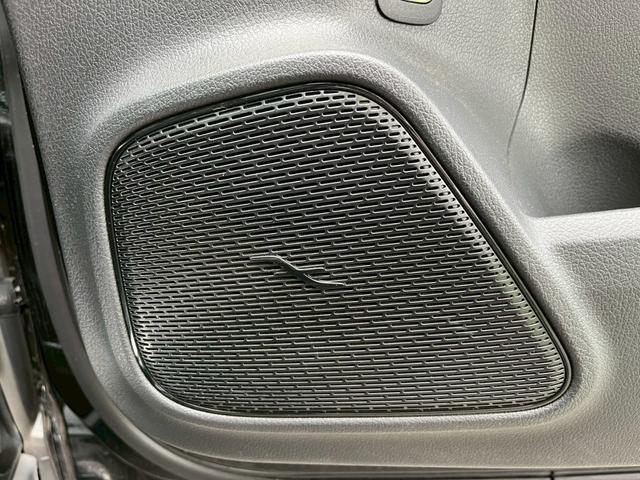 ＧＬＡクラス ＧＬＡ２００ｄ　４マチック　ＡＭＧライン　サンルーフ／シートヒータ／フルセグ／レーダークルーズコントロール／パワーシート／パワーバックドア／ブラインドスポットモニター／ステアリングスイッチ／純正ナビ／全方位カメラ／ワイヤレス充電／パドルシフト（42枚目）