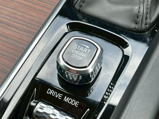 VOLVO XC60 D4 AWD INSCRIPTION