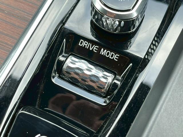 VOLVO XC60 D4 AWD INSCRIPTION