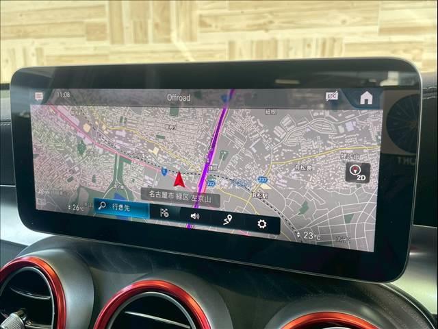 ＧＬＣ ＧＬＣ２２０ｄ　４マチック　ＡＭＧライン　サンルーフ／ブルメスターサウンド／エアサス／フルセグＴＶ／シートヒーター／アダプティブクルーズコントロール／ブラインドスポットモニター／メモリー付きパワーシート／パワーバックドア／純正ナビ／全方位（4枚目）