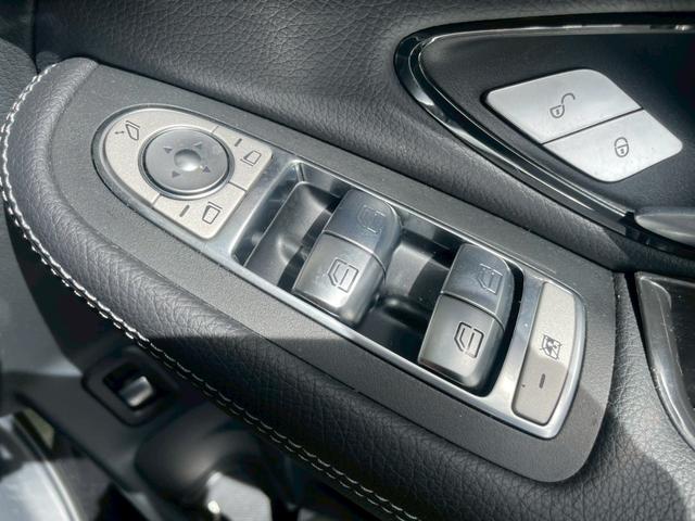 ＧＬＣ ＧＬＣ２２０ｄ　４マチック　ＡＭＧライン　サンルーフ／ブルメスターサウンド／エアサス／フルセグＴＶ／シートヒーター／アダプティブクルーズコントロール／ブラインドスポットモニター／メモリー付きパワーシート／パワーバックドア／純正ナビ／全方位（42枚目）