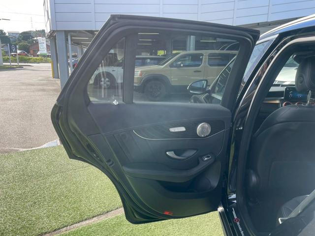 ＧＬＣ ＧＬＣ２２０ｄ　４マチック　ＡＭＧライン　サンルーフ／ブルメスターサウンド／エアサス／フルセグＴＶ／シートヒーター／アダプティブクルーズコントロール／ブラインドスポットモニター／メモリー付きパワーシート／パワーバックドア／純正ナビ／全方位（76枚目）