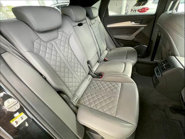 Ｑ５スポーツバック ハイスタイル　ＡｐｐｌｅＣａｒＰｌａｙ／２５０台限定／ＳｌｉｎｅプラスＰＫＧ／２１インチＡＷ／ファインナッパレザーシート／バーチャルコックピット／マトリクスＬＥＤヘッドライト／シートヒーター／ステアリングヒーター（6枚目）