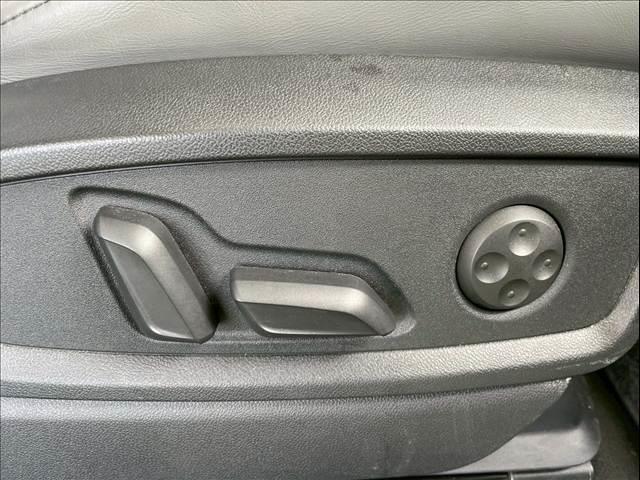 Ｑ５スポーツバック ハイスタイル　ＡｐｐｌｅＣａｒＰｌａｙ／２５０台限定／ＳｌｉｎｅプラスＰＫＧ／２１インチＡＷ／ファインナッパレザーシート／バーチャルコックピット／マトリクスＬＥＤヘッドライト／シートヒーター／ステアリングヒーター（11枚目）