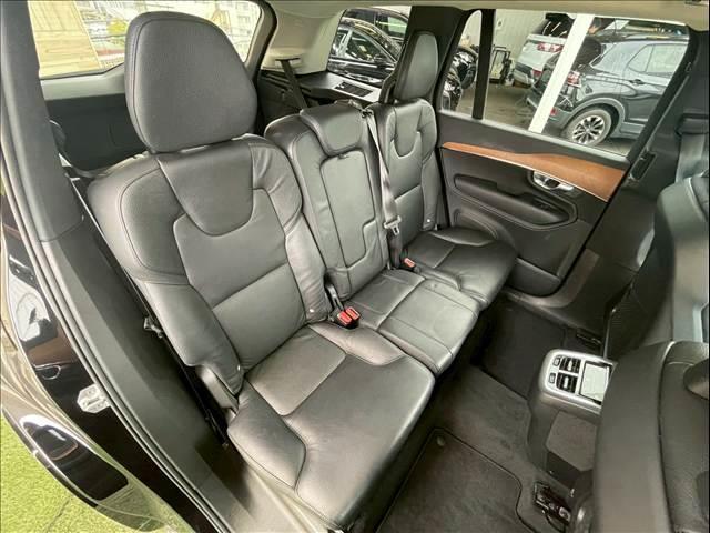 ＸＣ９０ Ｂ５　ＡＷＤ　モーメンタム　サンルーフ／ＡｐｐｌｅＣａｒＰｌａｙ／クライメートパッケージ／全方位カメラ／アダプティブクルーズコントロール／ブラインドスポットモニター／シートヒーター／ステアリングヒーター／Ｗエアコン／パワーシート（7枚目）