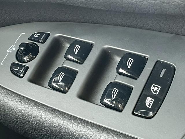 ＸＣ９０ Ｂ５　ＡＷＤ　モーメンタム　サンルーフ／ＡｐｐｌｅＣａｒＰｌａｙ／クライメートパッケージ／全方位カメラ／アダプティブクルーズコントロール／ブラインドスポットモニター／シートヒーター／ステアリングヒーター／Ｗエアコン／パワーシート（34枚目）