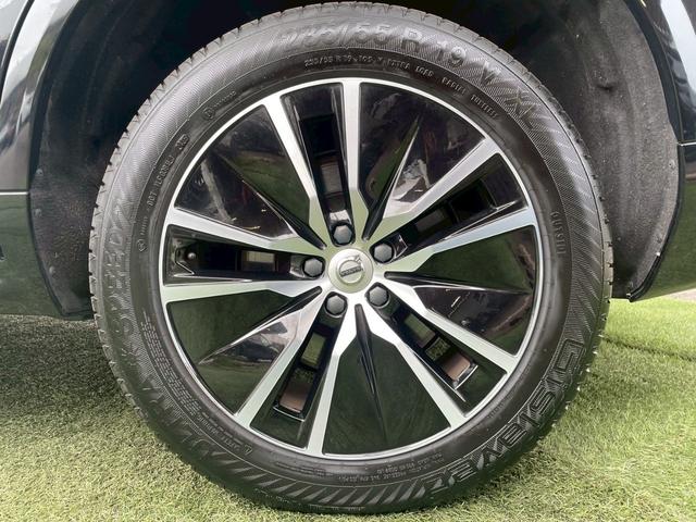 ＸＣ９０ Ｂ５　ＡＷＤ　モーメンタム　サンルーフ／ＡｐｐｌｅＣａｒＰｌａｙ／クライメートパッケージ／全方位カメラ／アダプティブクルーズコントロール／ブラインドスポットモニター／シートヒーター／ステアリングヒーター／Ｗエアコン／パワーシート（61枚目）