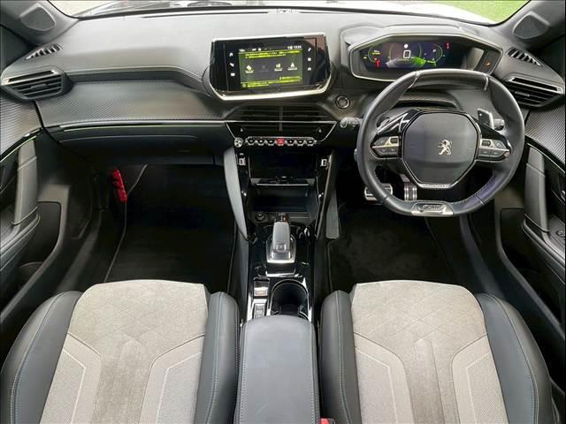 ２０８ ＧＴ　ＡｐｐｌｅＣａｒＰｌａｙ／シートヒーター／アダプティブクルーズコントロール／ブラインドスポットモニター／バックカメラ／ワイヤレス充電／パドルシフト／ＵＳＢポート／ＥＴＣ車載器／クリアランスソナー（2枚目）