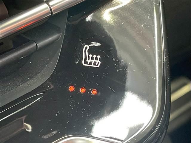 ２０８ ＧＴ　ＡｐｐｌｅＣａｒＰｌａｙ／シートヒーター／アダプティブクルーズコントロール／ブラインドスポットモニター／バックカメラ／ワイヤレス充電／パドルシフト／ＵＳＢポート／ＥＴＣ車載器／クリアランスソナー（7枚目）