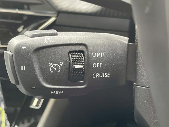 ２０８ ＧＴ　ＡｐｐｌｅＣａｒＰｌａｙ／シートヒーター／アダプティブクルーズコントロール／ブラインドスポットモニター／バックカメラ／ワイヤレス充電／パドルシフト／ＵＳＢポート／ＥＴＣ車載器／クリアランスソナー（27枚目）