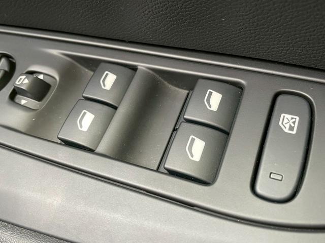 ２０８ ＧＴ　ＡｐｐｌｅＣａｒＰｌａｙ／シートヒーター／アダプティブクルーズコントロール／ブラインドスポットモニター／バックカメラ／ワイヤレス充電／パドルシフト／ＵＳＢポート／ＥＴＣ車載器／クリアランスソナー（48枚目）