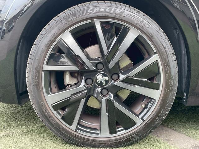 ２０８ ＧＴ　ＡｐｐｌｅＣａｒＰｌａｙ／シートヒーター／アダプティブクルーズコントロール／ブラインドスポットモニター／バックカメラ／ワイヤレス充電／パドルシフト／ＵＳＢポート／ＥＴＣ車載器／クリアランスソナー（63枚目）