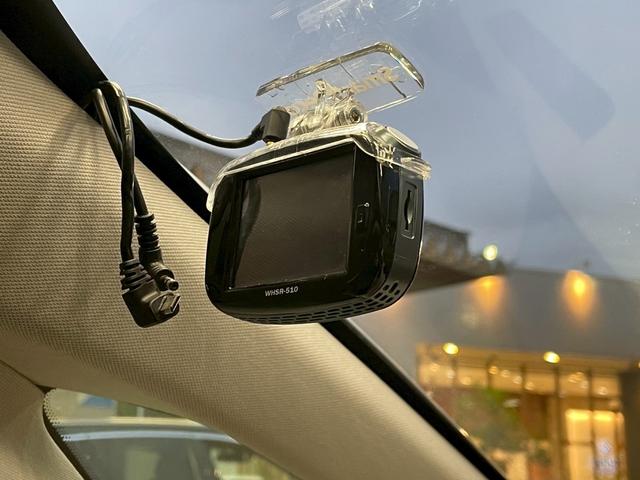 グランドC4 スペースツアラー デューンベージュ ガラスルーフ/AppleCarPlay/アダプティブクルーズコントロール/全方位カメラ/ブラインドスポットモニター/パドルシフト/パーキングアシスト/パワーバックドア/プッシュスタート/ETC車載器(42枚目)