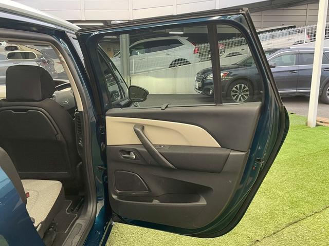 グランドC4 スペースツアラー デューンベージュ ガラスルーフ/AppleCarPlay/アダプティブクルーズコントロール/全方位カメラ/ブラインドスポットモニター/パドルシフト/パーキングアシスト/パワーバックドア/プッシュスタート/ETC車載器(73枚目)