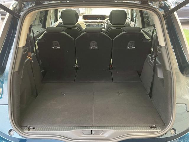 グランドC4 スペースツアラー デューンベージュ ガラスルーフ/AppleCarPlay/アダプティブクルーズコントロール/全方位カメラ/ブラインドスポットモニター/パドルシフト/パーキングアシスト/パワーバックドア/プッシュスタート/ETC車載器(76枚目)