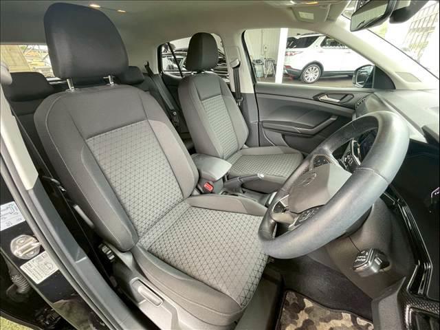 T-クロス TSI アクティブ AppleCarPlay/アダプティブクルーズコントロール/ブラインドスポットモニター/純正ナビ/バックカメラ/パドルシフト/ワイヤレス充電/ETC/USB-Cポート/Pアシスト/クリアランスソナー(5枚目)
