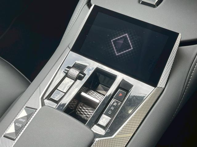 DS4 リヴォリ ピュアテック AppleCarPlay/シートベンチレーション/シートヒーター/アダプティブクルーズコントロール/ブラインドスポットモニター/メモリー付きパワーシート/パワーバックドア/全方位カメラ/ETC車載器(45枚目)