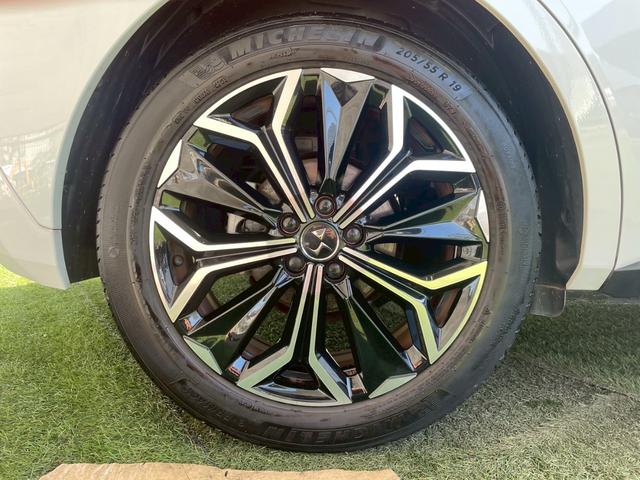 DS4 リヴォリ ピュアテック AppleCarPlay/シートベンチレーション/シートヒーター/アダプティブクルーズコントロール/ブラインドスポットモニター/メモリー付きパワーシート/パワーバックドア/全方位カメラ/ETC車載器(60枚目)