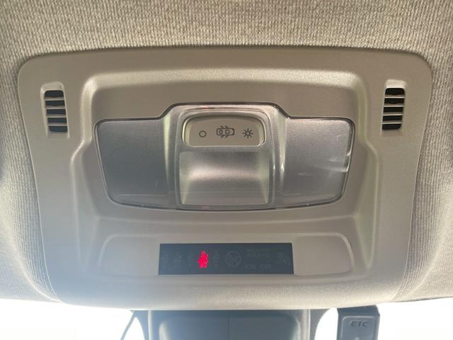 C3 フィール AppleCarPlay/クルーズコントロール/アイドリングストップ/衝突軽減ブレーキ/ディスプレイオーディオ/Bluetooth接続プッシュスタート/純正16インチAW/ステアリングスイッチ/ETC(44枚目)