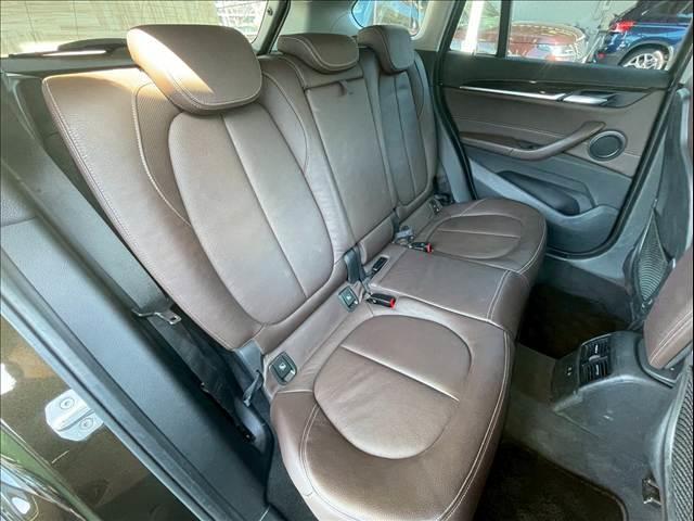 Ｘ１ ｘＤｒｉｖｅ　１８ｄ　ｘライン　ハイラインパッケージ　コンフォートパッケージ／シートヒーター／ブラウンレザーシート／バックカメラ／ヘッドアップディスプレイ／メモリー付パワーシート／パワーバックドア／純正ナビ／アダプティブクルーズコントロール／ＥＴＣ車載器（6枚目）