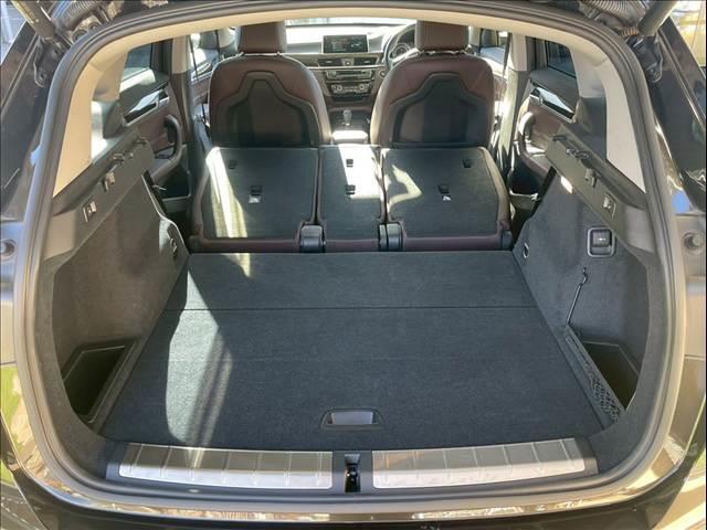 Ｘ１ ｘＤｒｉｖｅ　１８ｄ　ｘライン　ハイラインパッケージ　コンフォートパッケージ／シートヒーター／ブラウンレザーシート／バックカメラ／ヘッドアップディスプレイ／メモリー付パワーシート／パワーバックドア／純正ナビ／アダプティブクルーズコントロール／ＥＴＣ車載器（18枚目）