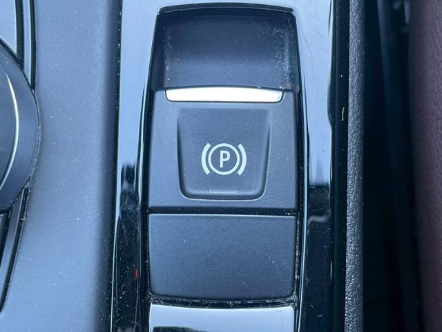 Ｘ１ ｘＤｒｉｖｅ　１８ｄ　ｘライン　ハイラインパッケージ　コンフォートパッケージ／シートヒーター／ブラウンレザーシート／バックカメラ／ヘッドアップディスプレイ／メモリー付パワーシート／パワーバックドア／純正ナビ／アダプティブクルーズコントロール／ＥＴＣ車載器（48枚目）