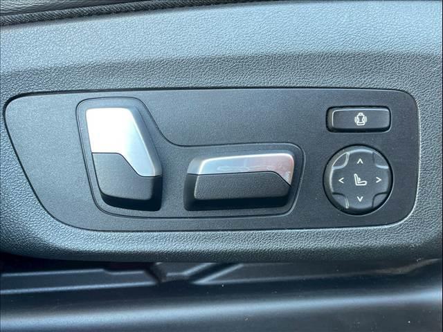 X4 xDrive 20d Mスポーツ サンルーフ/AppleCarPlay/OP20インチAW/赤革/シートヒータ/パワーシート/アダプティブクルーズコントロール/ブラインドスポットモニター/パワーバックドア/ヘッドアップディスプレイ(11枚目)