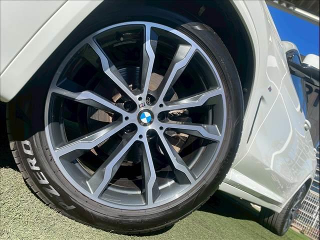 X4 xDrive 20d Mスポーツ サンルーフ/AppleCarPlay/OP20インチAW/赤革/シートヒータ/パワーシート/アダプティブクルーズコントロール/ブラインドスポットモニター/パワーバックドア/ヘッドアップディスプレイ(19枚目)