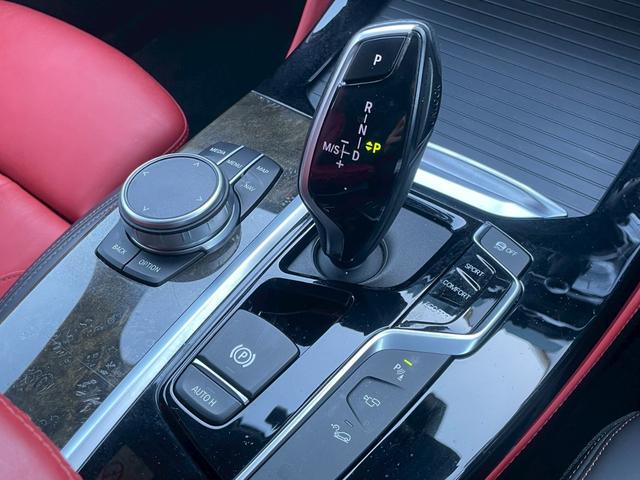 X4 xDrive 20d Mスポーツ サンルーフ/AppleCarPlay/OP20インチAW/赤革/シートヒータ/パワーシート/アダプティブクルーズコントロール/ブラインドスポットモニター/パワーバックドア/ヘッドアップディスプレイ(37枚目)