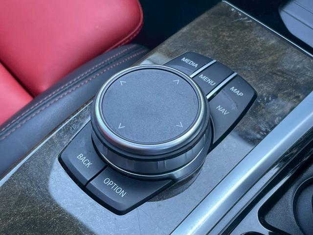 X4 xDrive 20d Mスポーツ サンルーフ/AppleCarPlay/OP20インチAW/赤革/シートヒータ/パワーシート/アダプティブクルーズコントロール/ブラインドスポットモニター/パワーバックドア/ヘッドアップディスプレイ(38枚目)