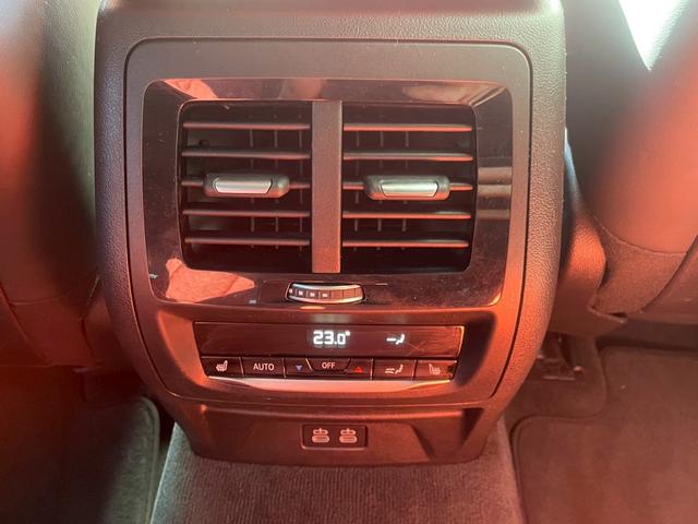 X4 xDrive 20d Mスポーツ サンルーフ/AppleCarPlay/OP20インチAW/赤革/シートヒータ/パワーシート/アダプティブクルーズコントロール/ブラインドスポットモニター/パワーバックドア/ヘッドアップディスプレイ(52枚目)